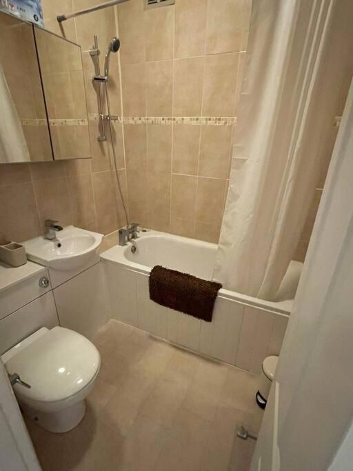 One Bedroom Flat In The Heart Of Islington Londýn Exteriér fotografie
