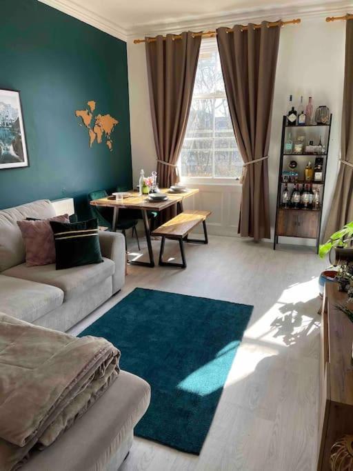 One Bedroom Flat In The Heart Of Islington Londýn Exteriér fotografie