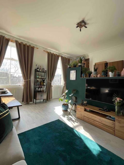 One Bedroom Flat In The Heart Of Islington Londýn Exteriér fotografie